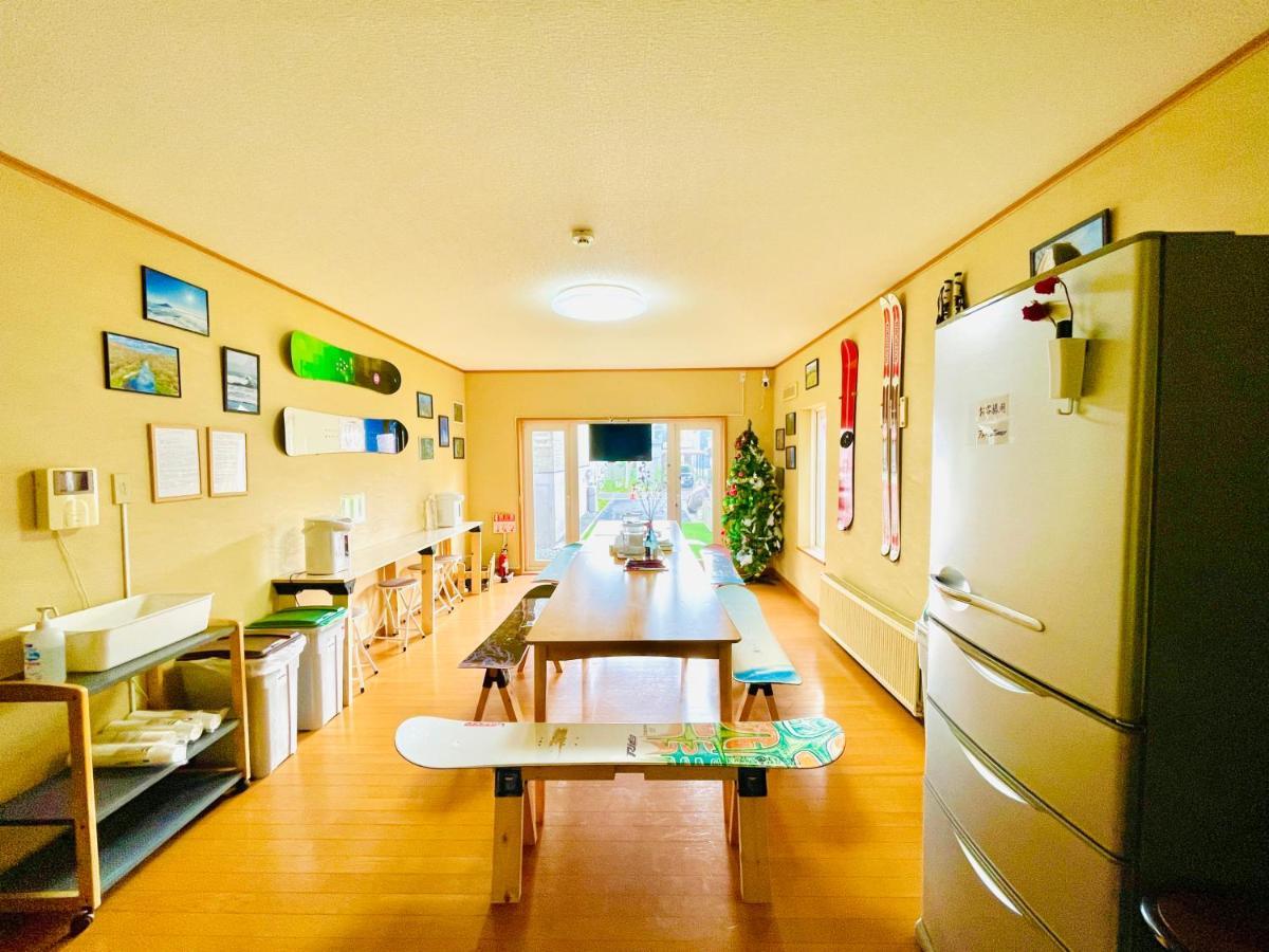 Yellow House Niseko كوتشان المظهر الخارجي الصورة